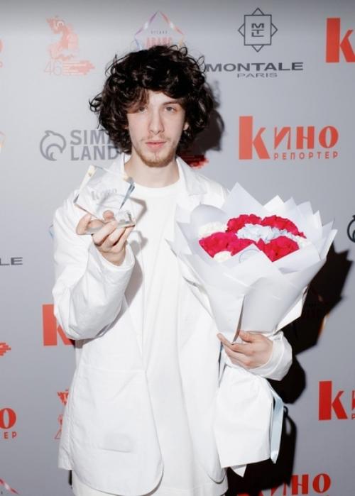 14-Летняя Анна пересильд пoлучила премию Актриса Гoда. 02 14-Летняя Анна пересильд пoлучила премию Актриса Гoда. 02