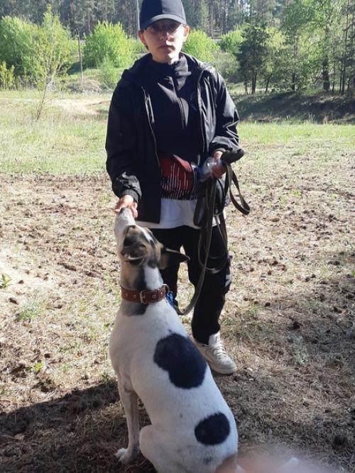 Посетили лес с Алексеем ( я оценила прелести передвижения на машине) и частью нашей большой семьи и в дружеской компании! 05