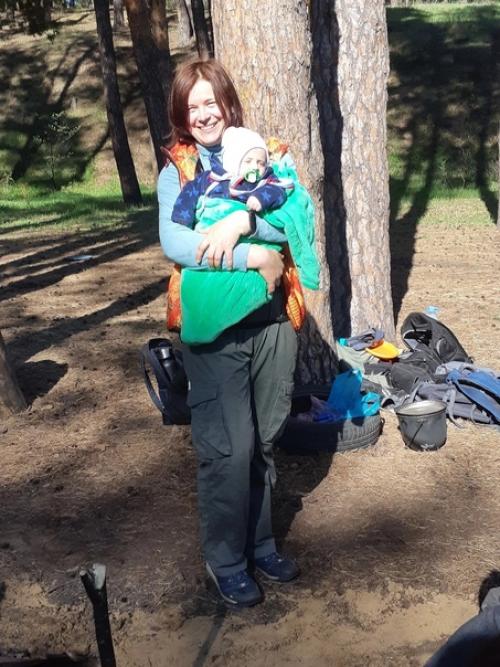 Посетили лес с Алексеем ( я оценила прелести передвижения на машине) и частью нашей большой семьи и в дружеской компании! 06