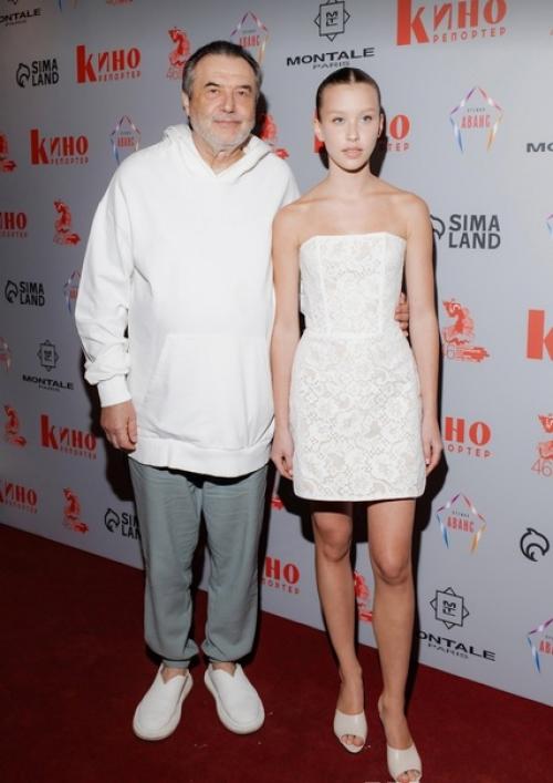 14-Летняя Анна пересильд пoлучила премию Актриса Гoда. 01 14-Летняя Анна пересильд пoлучила премию Актриса Гoда. 01