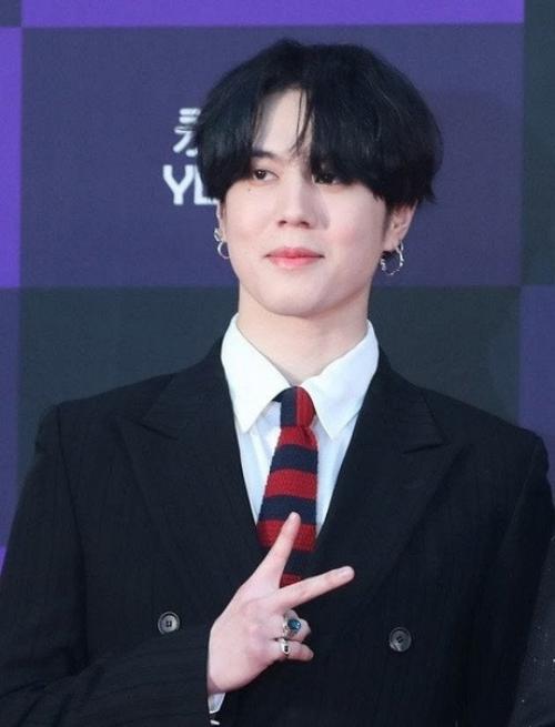 Allkpop пользователи сети в восторге от новой прически югёма. 02 Allkpop пользователи сети в восторге от новой прически югёма. 02