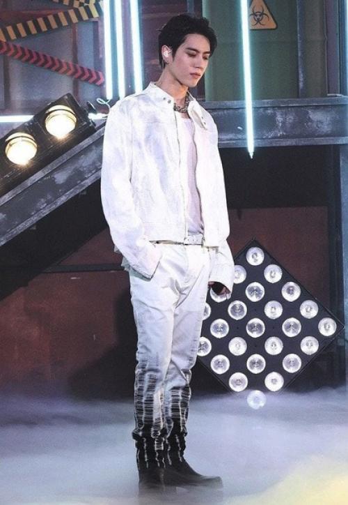 Allkpop пользователи сети в восторге от новой прически югёма. 04 Allkpop пользователи сети в восторге от новой прически югёма. 04