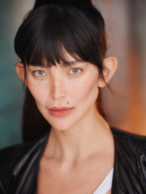 Жена александра цекало делится новыми фото из своего актерского портфолио. 02