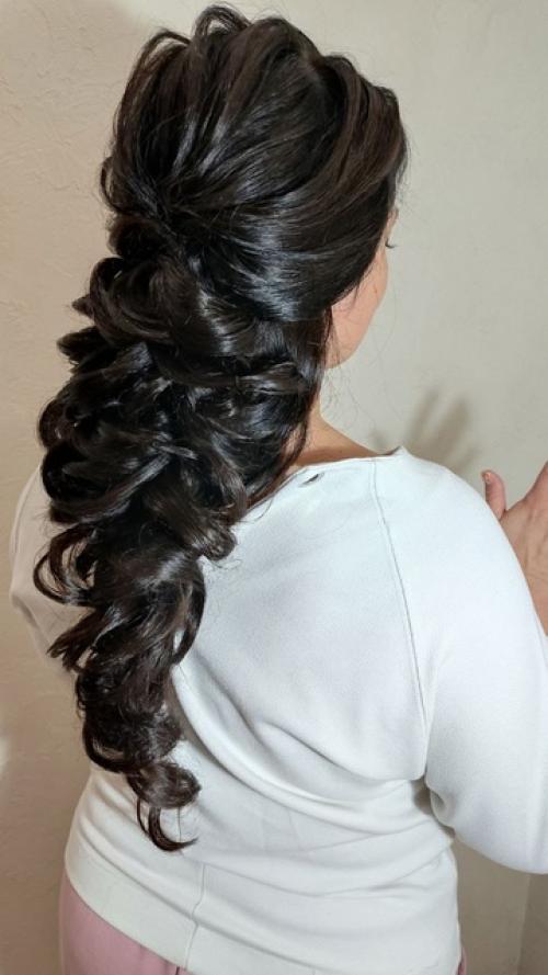 Делюсь лайфхаками о том, как выбрать идеальную прическу для выпускного - чтобы выглядеть просто супер и чувствовать себя уверенно! 03