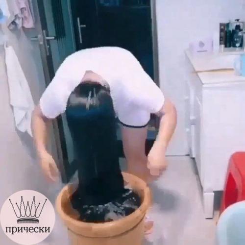 Когда отключили воду и приходится выживать, а у тебя длинные волосы. 04