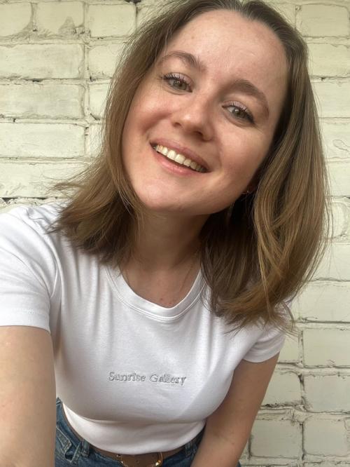 Рассказываю о небольших изменениях я, наконец - то, подстриглась пыталась я это сделать целый год, но вечно всё срывалось в последний момент. 02