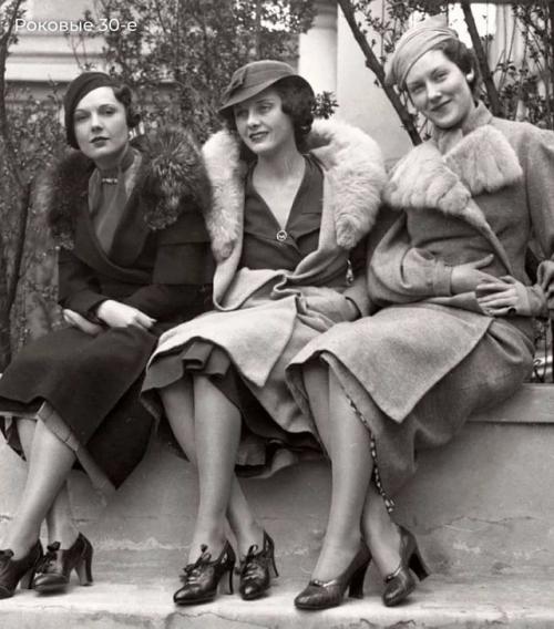 Платья из военных парашютов, отмена корсетов и рождение бренда Диор: мы разбираем модные революции прошлого. 02 Платья из военных парашютов, отмена корсетов и рождение бренда Диор: мы разбираем модные революции прошлого. 02