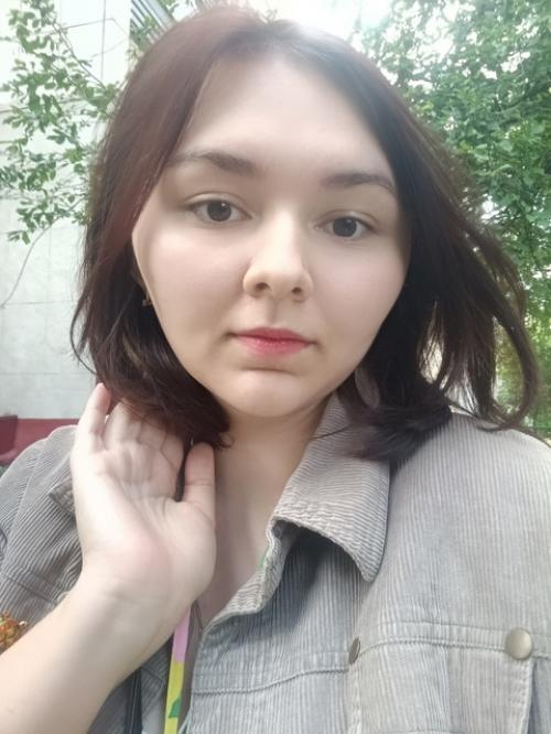 В этом году захотелось немного вернуться в детство и вспомнить себя совсем маленькую. 05