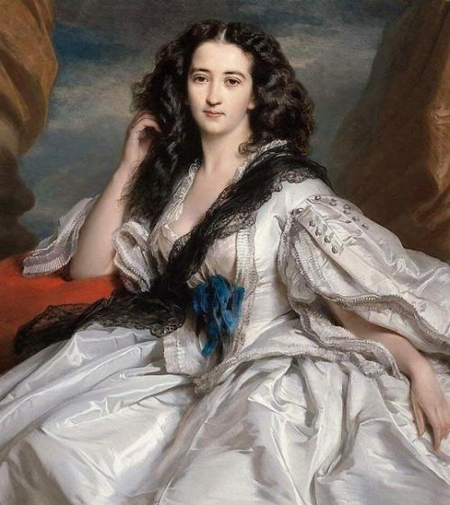 Распущенные длинные волосы были символом женской сексуальности, которая жестко подавлялась викторианской моралью. 03 Распущенные длинные волосы были символом женской сексуальности, которая жестко подавлялась викторианской моралью. 03