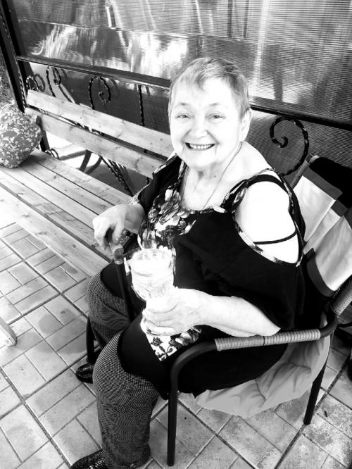 За каждой милой и любимой бабушкой скрывается огромная жизнь. 01