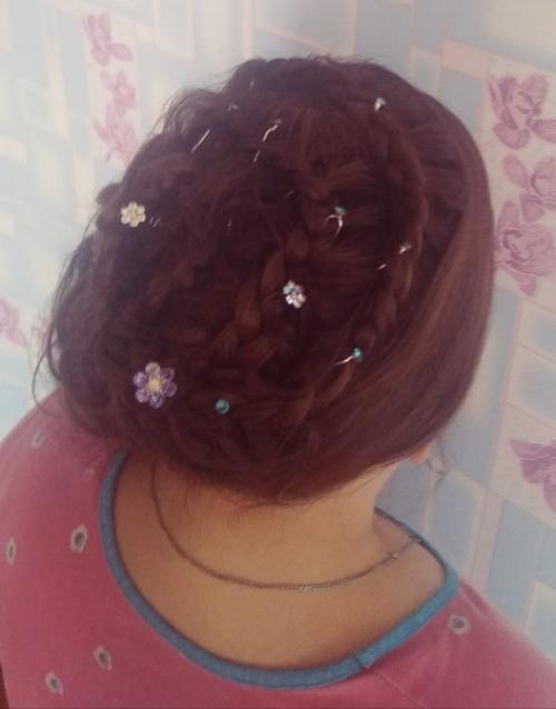 Мое любимое увлечение: от души прическа в косичках на второй день свадьбы очень хорошему человечку. 02