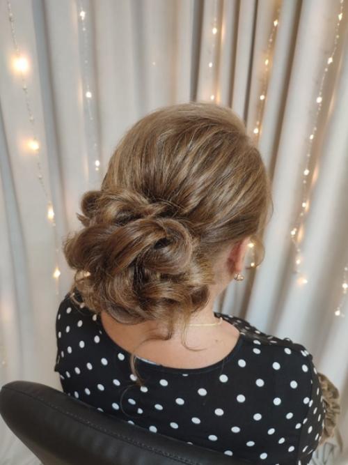 Удивительно душевная и позитивная мамочка невесты. 02