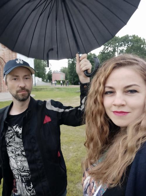 Ставшая традиционной фотосессия под дождём. 02