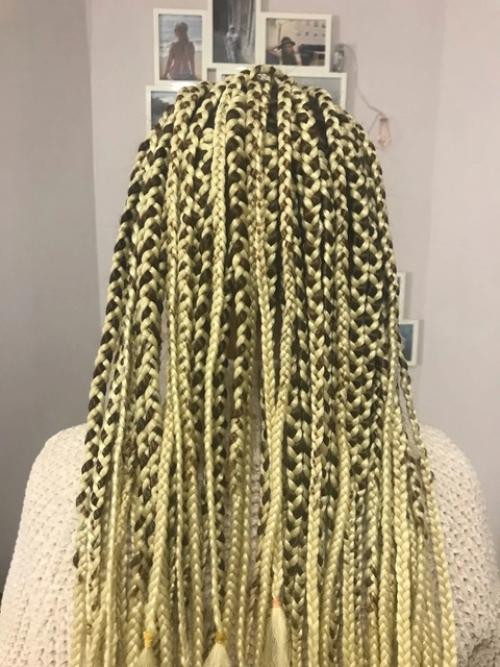 Афрокосички абсолютно точно изменят ваш образ, привнеся в него изюминку. 02