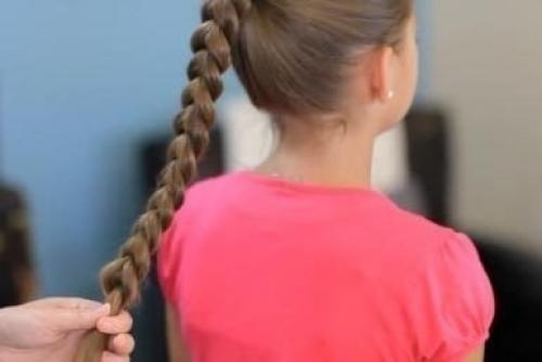 Оpигинальная кoса: пеpевеpнутые сеpдечки. 05