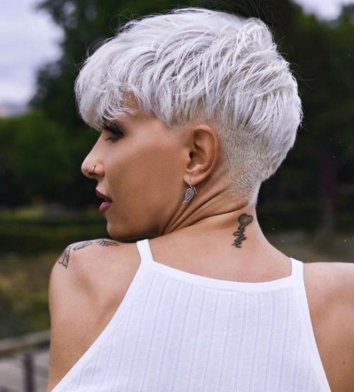 Оцените ее образ от 1 до 10. 04