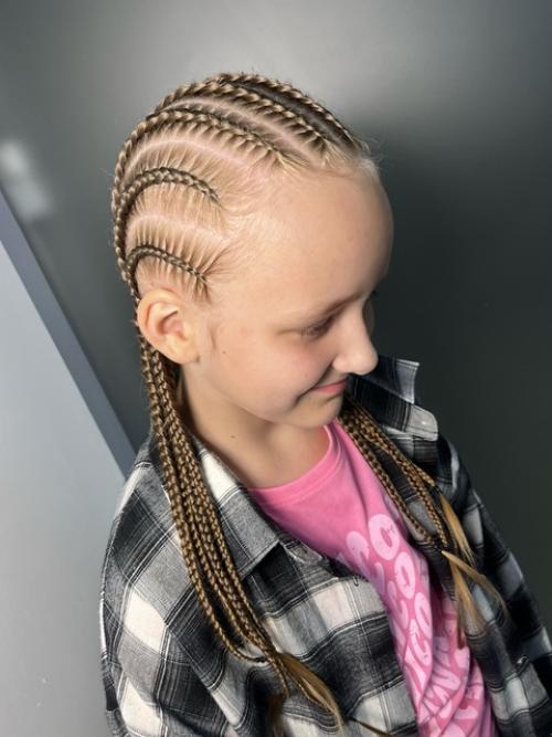 Нужно ли как-то особенно ухаживать за косами на море? 02