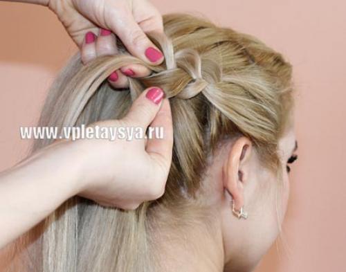 Французская коса вокруг головы. 06