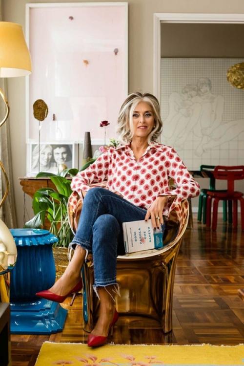 59-Летняя паола марелла - архитектор, агент по недвижимости и телеведущая. 09