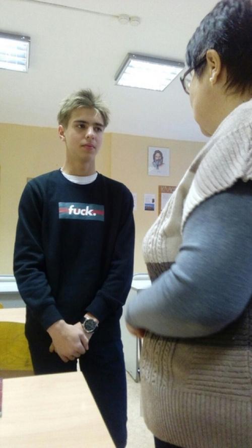 Критику и возраст от Malinakamui. 01