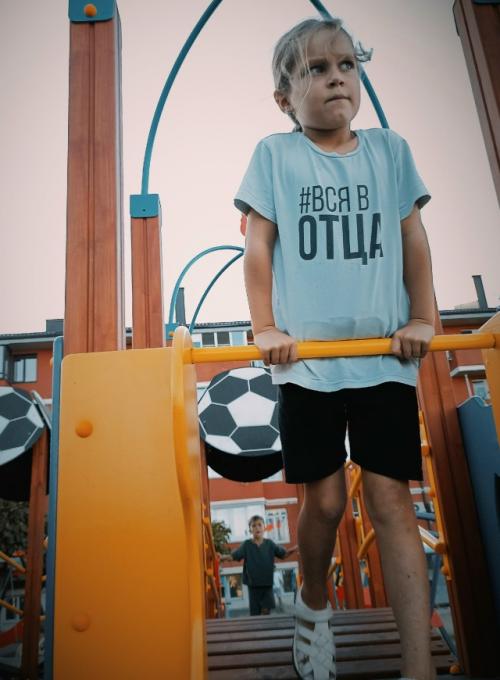 А вы заметили что Аглая подстриглась? 02