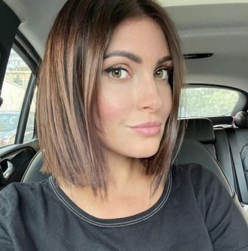 Анастасия макеева запечатлелась с новой прической. 01