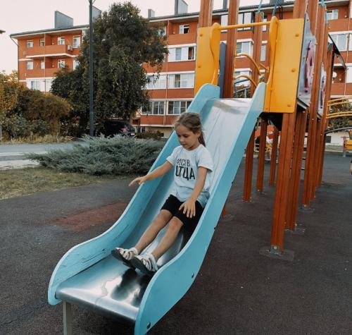 А вы заметили что Аглая подстриглась? 04