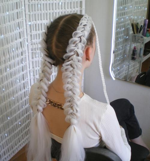 Так много о чем все время хочется рассказать, но всегда делаю посты бегом - бегом, обычно ночью, когда мелкую уложу уже спать. 01