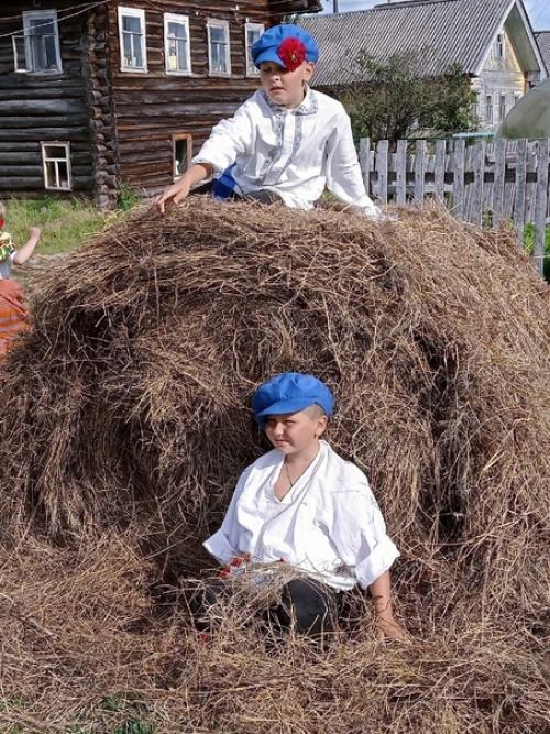 Сенокос.  Сенокос, сенокос! 01