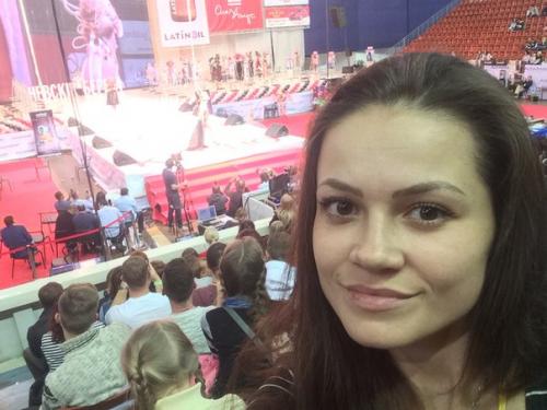 Я до сих пор перевариваю тот адриналин, что получила горсткой, заняв 3 места в двух номинациях Full Fashion Look и фантазийная причёска. 08