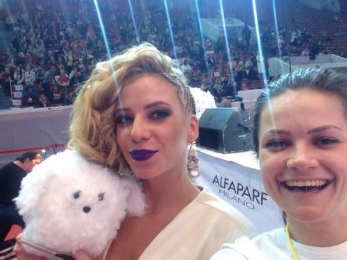 Я до сих пор перевариваю тот адриналин, что получила горсткой, заняв 3 места в двух номинациях Full Fashion Look и фантазийная причёска. 03