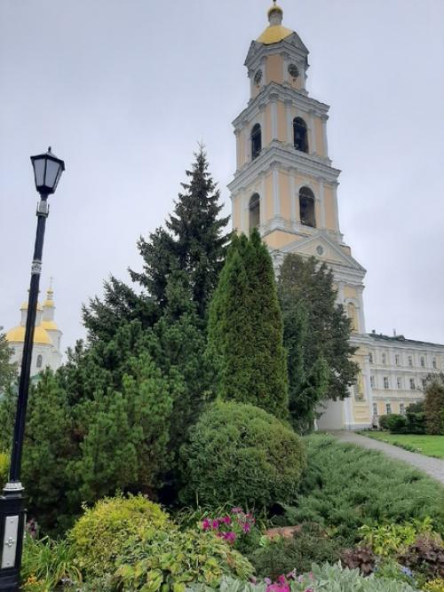 Дивеевский монастырь, раньше для меня - место силы, благости, душевного покоя. 06