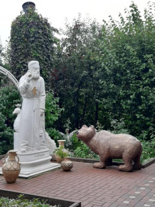 Дивеевский монастырь, раньше для меня - место силы, благости, душевного покоя. 08