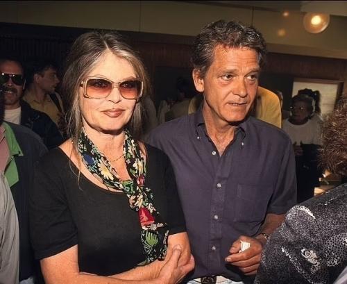 Умерла бриджит бардо. 03