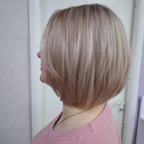 Модные стрижки на средние волосы с челкой и без. 01