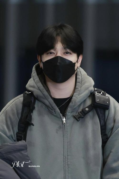 190126: сонджин из Day6 подстриг волосы. 06