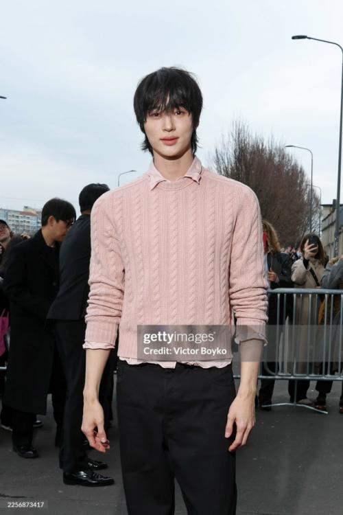 180126: пён усок на неделе моды в Милане - Getty Images. 01