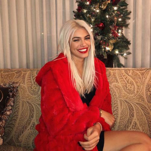 Words@inspirationlove10?   Дорогая девушка, ты прекрасна. 01