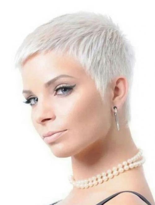 Очень модные, короткие стрижки этого года. 01