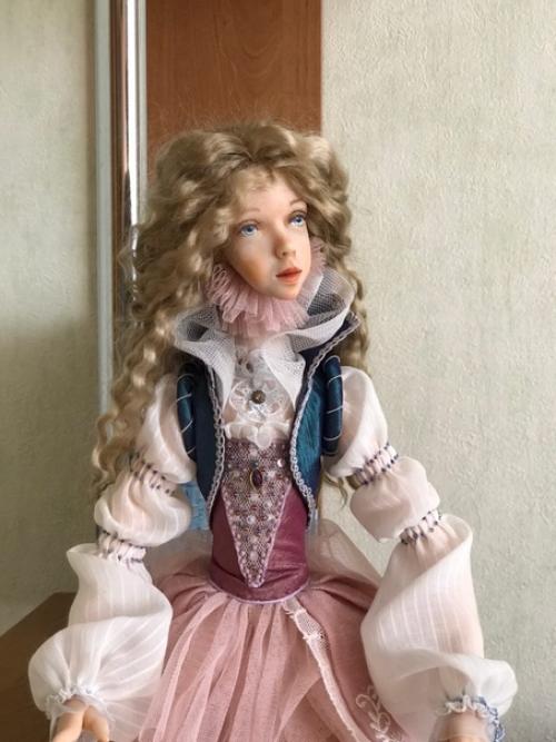 Какая причёска ей больше идёт? 02