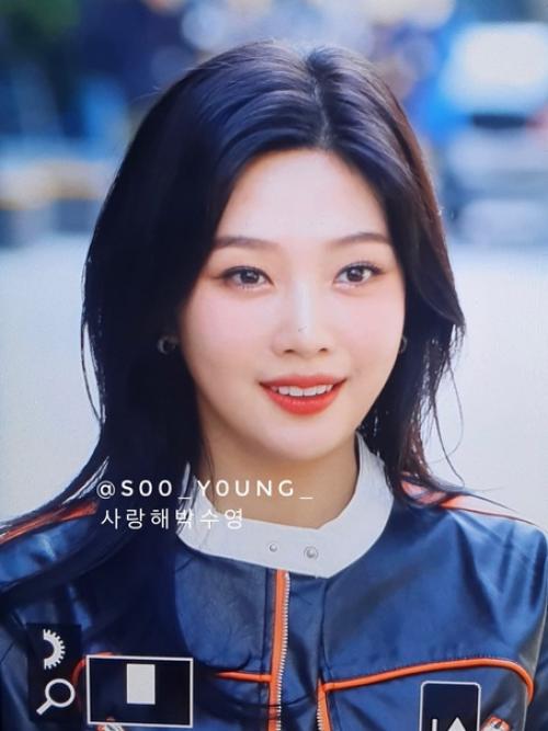 Instiz лицо Джой делает всю работу вместе с её новой стрижкой …. 05