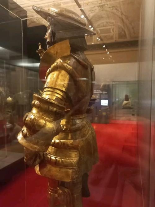 Император карл V в доспехах. 03