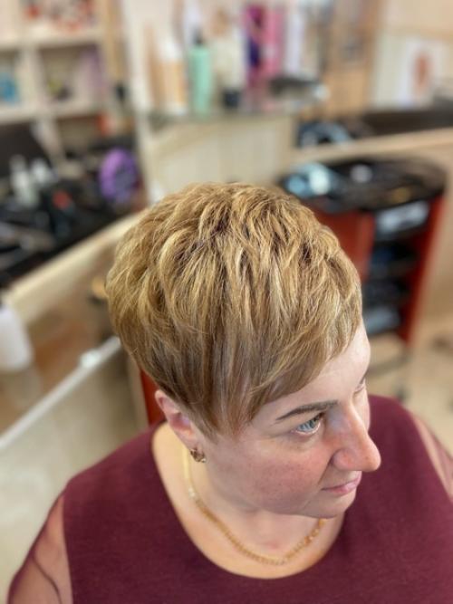Стрижка Пикси для смелых, модных и стильных. 05
