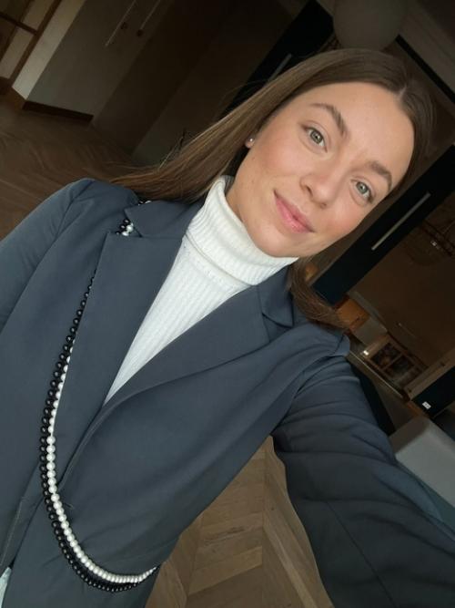 Второй раз в жизни каре сделала в том году с мыслью Отращу без Проблем. 01