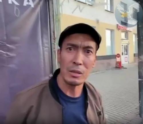 В Екатеринбурге мужчина пытался приставать к 12-летней девочке. 01