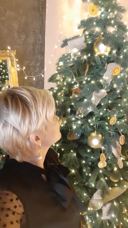 У нас с девочками прошла тематическая фотосессия. 04