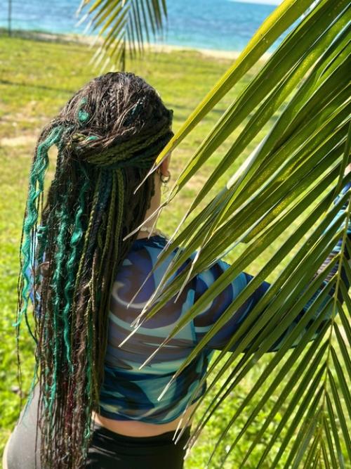 Неужели кто-то без прически на море летит? 01