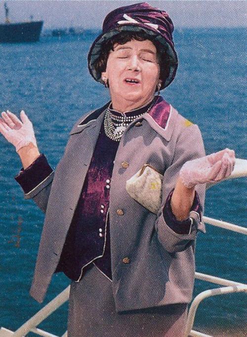 7 ноября родилась Рина зелёная, народная артистка Рсфср, актриса эстрады, театра и кино, мастер имитации детской речи. 04 7 ноября родилась Рина зелёная, народная артистка Рсфср, актриса эстрады, театра и кино, мастер имитации детской речи. 04