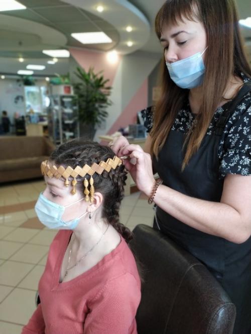 Коса.  Сколько столетий является неотъемлемой частью женской красоты. 01