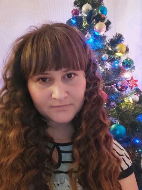 26 декабря - день девушек с длинными волосами. 04